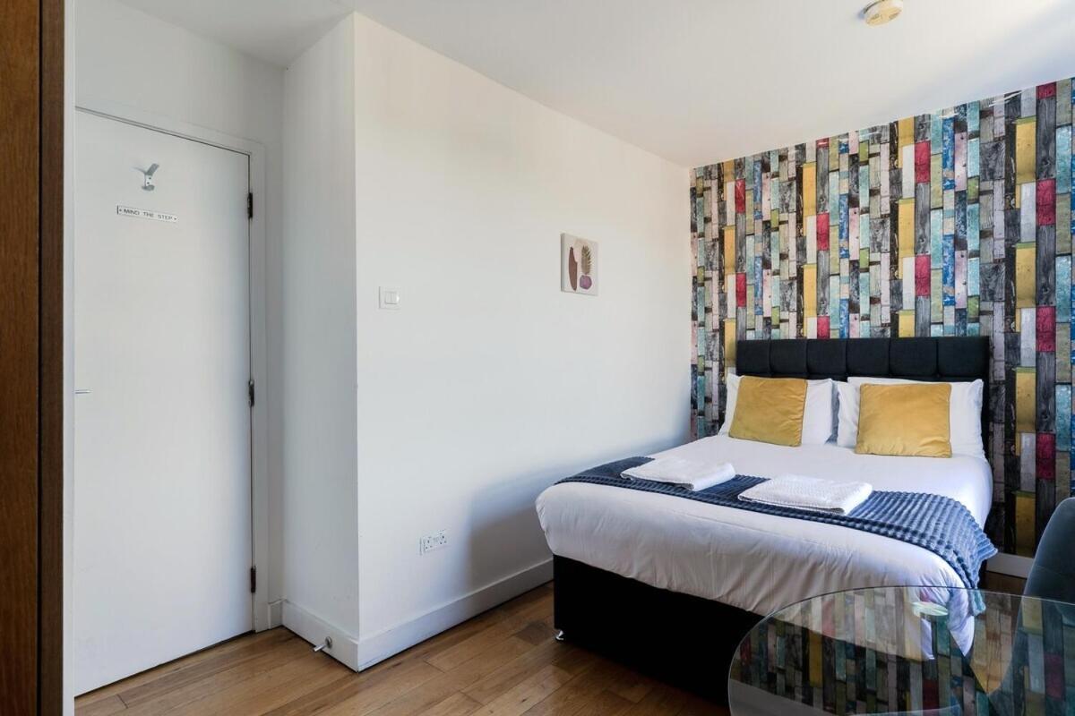 Portobello Road Artistic Studios 'Budget' London Zimmer foto