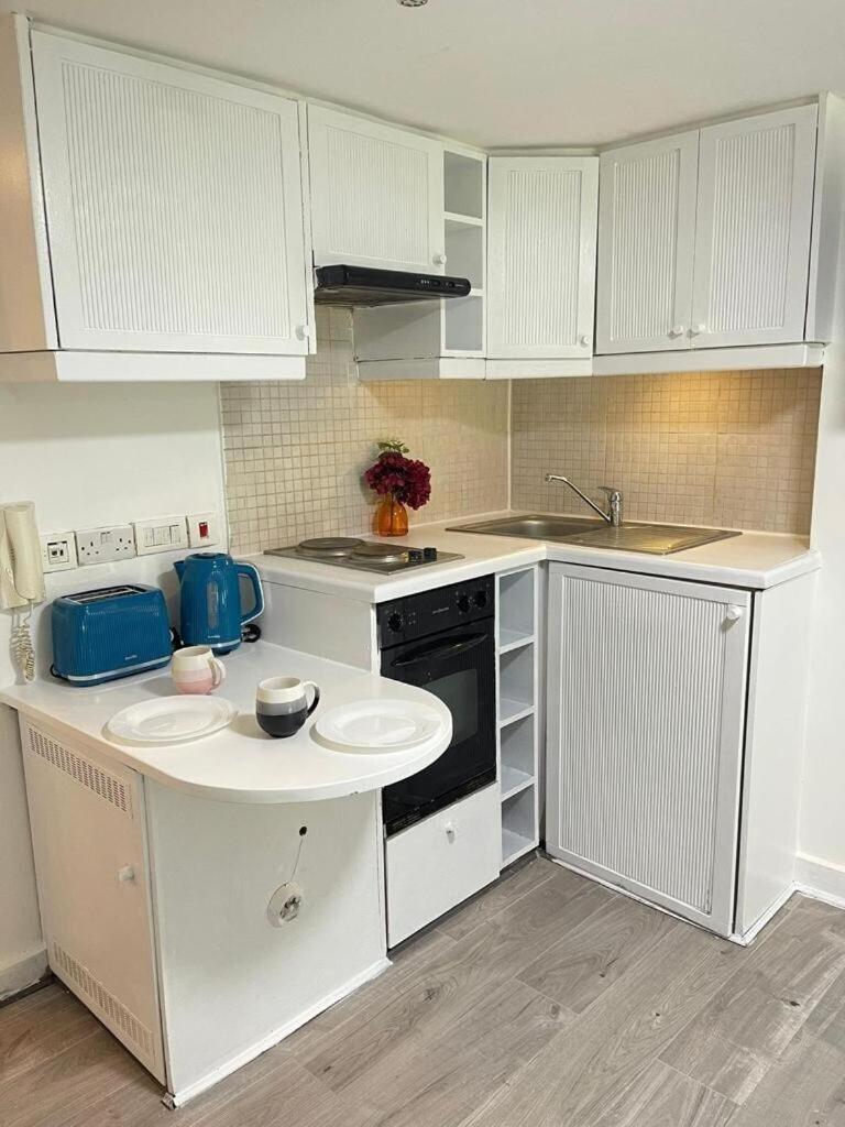 Portobello Road Artistic Studios 'Budget' London Zimmer foto