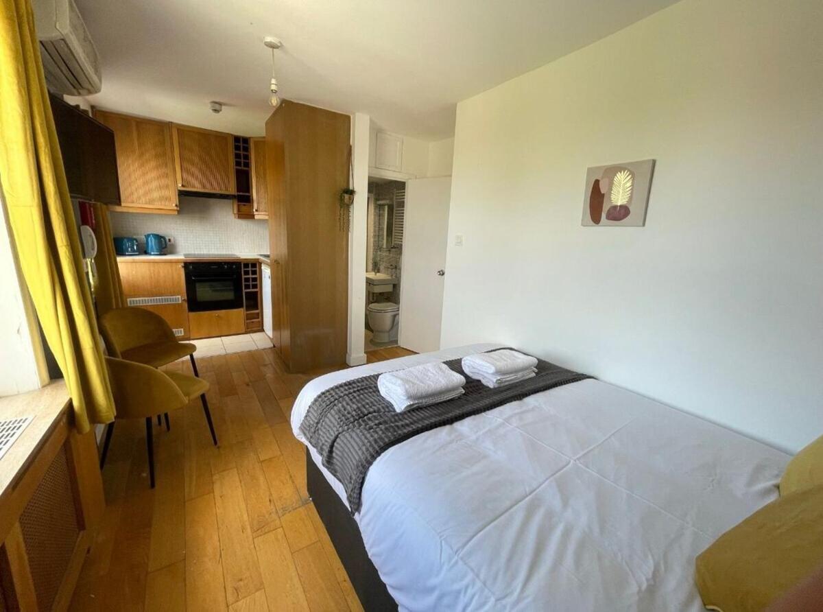 Portobello Road Artistic Studios 'Budget' London Zimmer foto