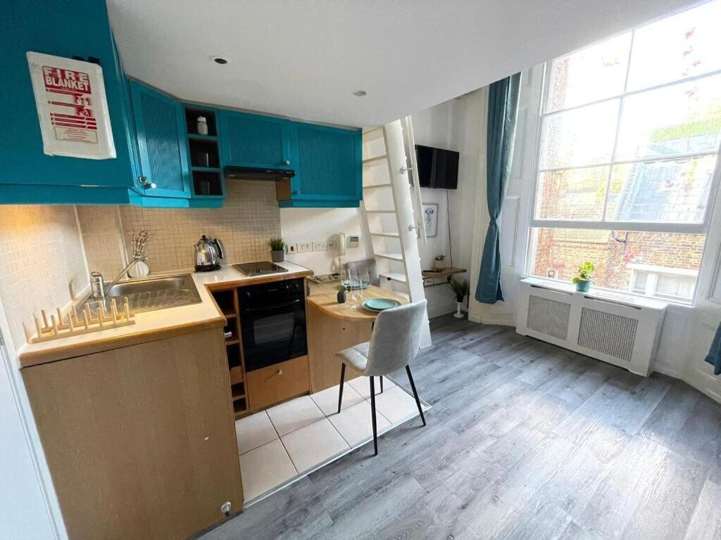 Portobello Road Artistic Studios 'Budget' London Zimmer foto